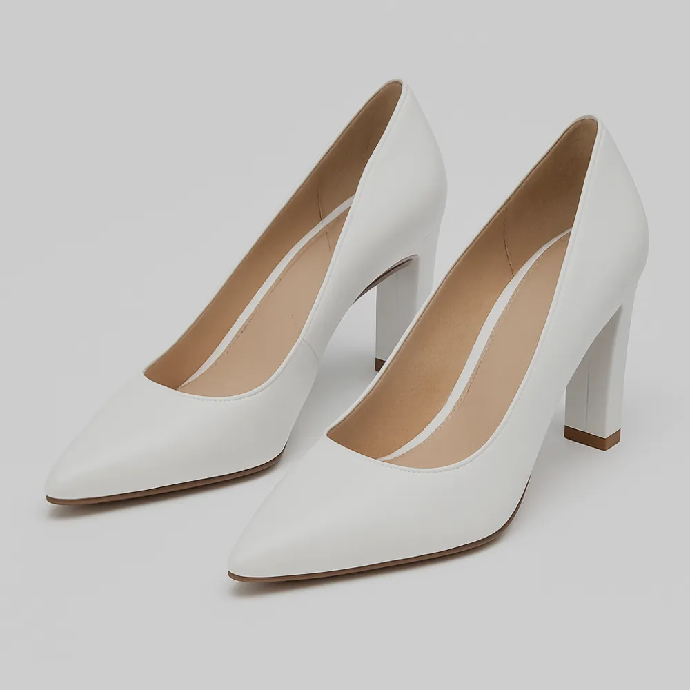 Zapato blanco de tacón